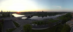 Archiv Foto Webcam Dresden - Elbpanorama 19:00