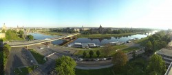Archiv Foto Webcam Dresden - Elbpanorama 05:00