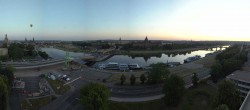 Archiv Foto Webcam Dresden - Elbpanorama 05:00