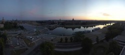 Archiv Foto Webcam Dresden - Elbpanorama 03:00