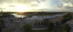 Archiv Foto Webcam Dresden - Elbpanorama 19:00