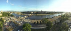 Archiv Foto Webcam Dresden - Elbpanorama 05:00