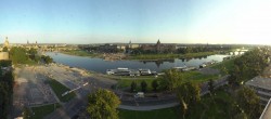Archiv Foto Webcam Dresden - Elbpanorama 06:00
