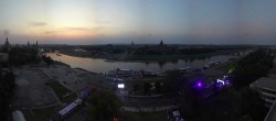 Archiv Foto Webcam Dresden - Elbpanorama 19:00