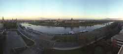 Archiv Foto Webcam Dresden - Elbpanorama 06:00