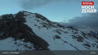 Archiv Foto Webcam Bergstation Hochzeiger im Pitztal 02:00