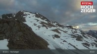 Archiv Foto Webcam Bergstation Hochzeiger im Pitztal 02:00