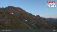 Archiv Foto Webcam Bergstation Hochzeiger im Pitztal 02:00