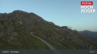 Archiv Foto Webcam Bergstation Hochzeiger im Pitztal 02:00