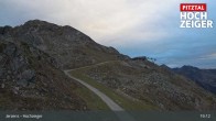 Archiv Foto Webcam Bergstation Hochzeiger im Pitztal 02:00