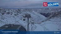 Archived image Webcam Sölden - Schwarze Schneid Cable Car 00:00