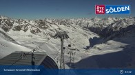 Archived image Webcam Sölden - Schwarze Schneid Cable Car 12:00