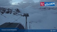 Archiv Foto Webcam Sölden - Gondelbahn Schwarze Schneid 04:00
