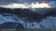 Archiv Foto Webcam Sölden - Gondelbahn Schwarze Schneid 04:00