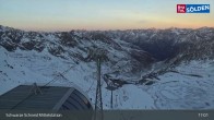 Archiv Foto Webcam Sölden - Gondelbahn Schwarze Schneid 02:00