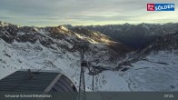 Archiv Foto Webcam Sölden - Gondelbahn Schwarze Schneid 06:00