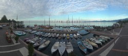 Archived image Webcam Lago di Garda - Harbour of Bardolino 01:00