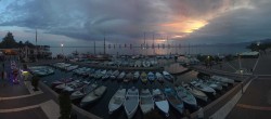 Archiv Foto Webcam Gardasee - Bardolino Hafen 19:00