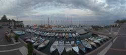 Archived image Webcam Lago di Garda - Harbour of Bardolino 05:00