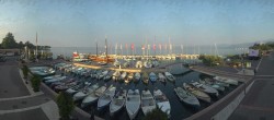 Archiv Foto Webcam Gardasee - Bardolino Hafen 06:00