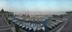 Archiv Foto Webcam Gardasee - Bardolino Hafen 05:00