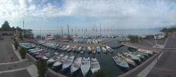 Archiv Foto Webcam Gardasee - Bardolino Hafen 07:00