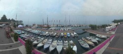 Archiv Foto Webcam Gardasee - Bardolino Hafen 07:00
