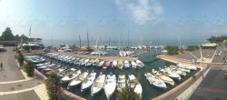 Archived image Webcam Lago di Garda - Harbour of Bardolino 09:00