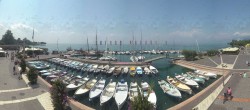 Archived image Webcam Lago di Garda - Harbour of Bardolino 11:00
