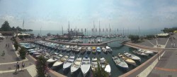 Archived image Webcam Lago di Garda - Harbour of Bardolino 13:00