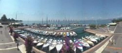 Archiv Foto Webcam Gardasee - Bardolino Hafen 11:00