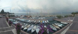 Archiv Foto Webcam Gardasee - Bardolino Hafen 07:00