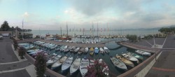 Archiv Foto Webcam Gardasee - Bardolino Hafen 05:00