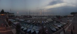 Archiv Foto Webcam Gardasee - Bardolino Hafen 19:00