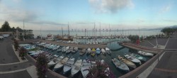 Archiv Foto Webcam Gardasee - Bardolino Hafen 06:00