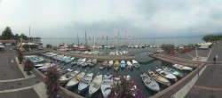 Archived image Webcam Lago di Garda - Harbour of Bardolino 07:00
