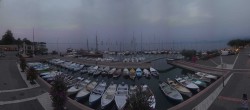 Archiv Foto Webcam Gardasee - Bardolino Hafen 05:00