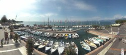 Archived image Webcam Lago di Garda - Harbour of Bardolino 11:00
