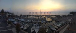 Archiv Foto Webcam Gardasee - Bardolino Hafen 17:00