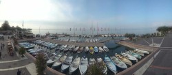 Archived image Webcam Lago di Garda - Harbour of Bardolino 09:00