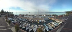 Archived image Webcam Lago di Garda - Harbour of Bardolino 07:00
