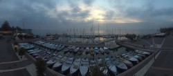 Archived image Webcam Lago di Garda - Harbour of Bardolino 17:00