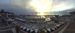 Archiv Foto Webcam Gardasee - Bardolino Hafen 17:00