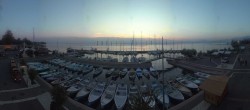 Archived image Webcam Lago di Garda - Harbour of Bardolino 17:00