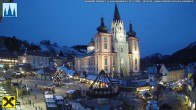 Archiv Foto Webcam Hauptplatz in Mariezell mit Basilika 15:00