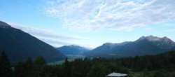 Archiv Foto Webcam Tarrenz - Blick vom Kappakreuz auf Imst 05:00