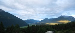 Archiv Foto Webcam Tarrenz - Blick vom Kappakreuz auf Imst 05:00