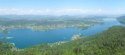 Archived image Webcam Lake Wörthersee - Lookout tower Pyramidenkogel 13:00