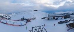 Archived image Webcam Wildkogel-Arena: Wildkogel gondola 07:00