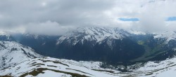 Archived image Webcam Tux - View from the Wanglspitze 11:00